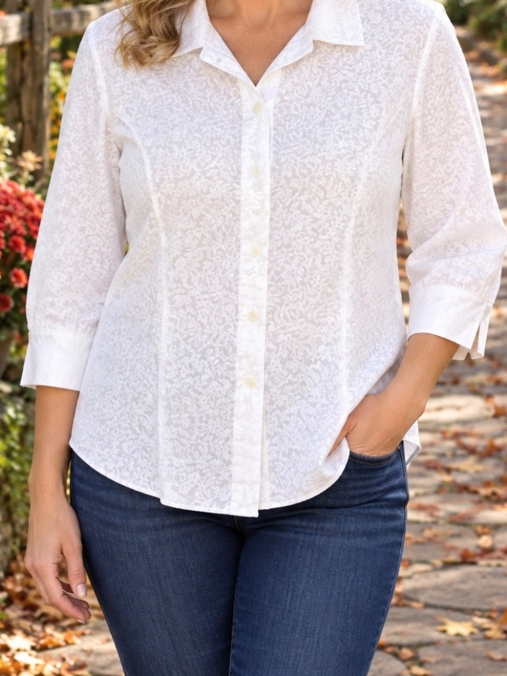 Woolrich White Abstract Floral Textured Blouse Top 3/4 sleeve - Women's Small